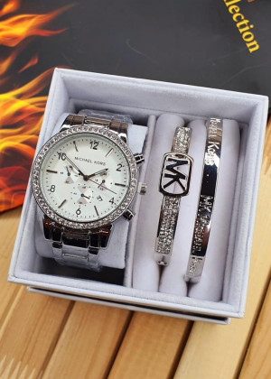Подарочный набор часы, 2 браслета и коробка 1602286