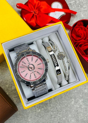Подарочный набор часы, 2 браслета и коробка 1675275