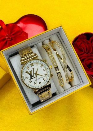 Подарочный набор часы, 2 браслета и коробка 1676706