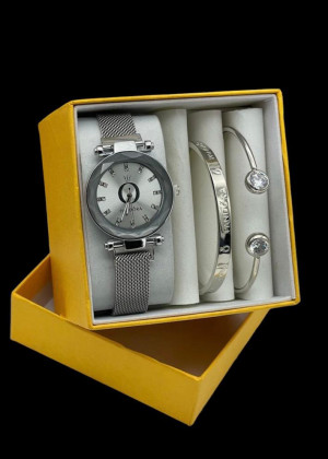 Подарочный набор часы, 2 браслета и коробка 1762134