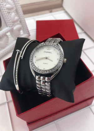 Подарочный набор для женщин часы, браслет + коробка 2105002