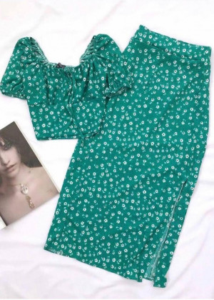 Костюм (блузка и юбка) 2106160