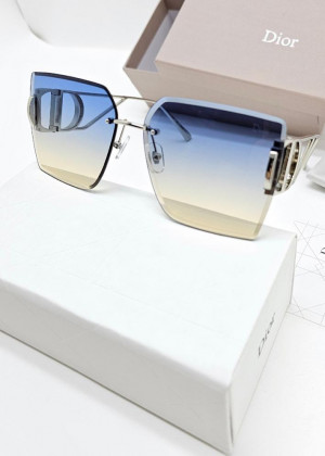 Набор солнцезащитные очки, коробка, чехол + салфетки 2122223