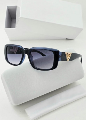 Набор солнцезащитные очки, коробка, чехол + салфетки 2143890