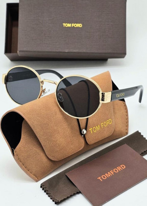 Набор солнцезащитные очки, коробка, чехол + салфетки 2145749