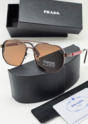 Набор солнцезащитные очки, коробка, чехол + салфетки 2145759