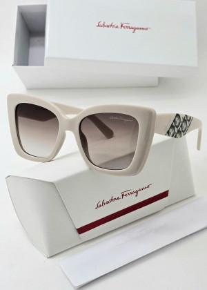 Набор солнцезащитные очки, коробка, чехол + салфетки 2145765