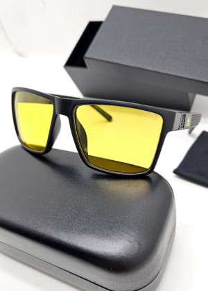 Набор солнцезащитные очки, коробка, чехол + салфетки 2146532