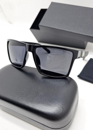 Набор солнцезащитные очки, коробка, чехол + салфетки 2146534