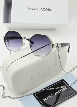 Набор женские солнцезащитные очки, коробка, чехол + салфетки 2161452