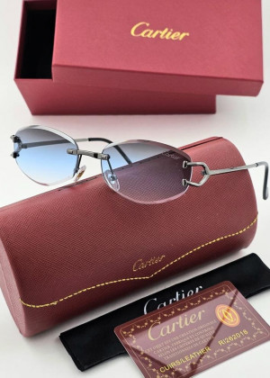 Набор женские солнцезащитные очки, коробка, чехол + салфетки 2161475