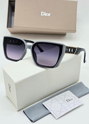 Набор женские солнцезащитные очки, коробка, чехол + салфетки 2166810