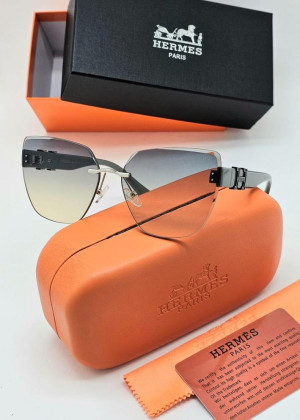 Набор женские солнцезащитные очки, коробка, чехол + салфетки 2166855