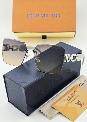 Набор женские солнцезащитные очки, коробка, чехол + салфетки 2166862