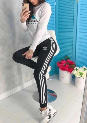 Спортивный костюм 2300929