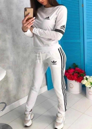 Спортивный костюм 2300935
