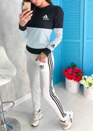 Спортивный костюм 2300938