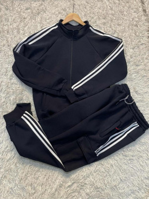 Спортивный костюм 2303306