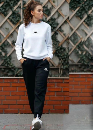 Спортивный костюм 2337873