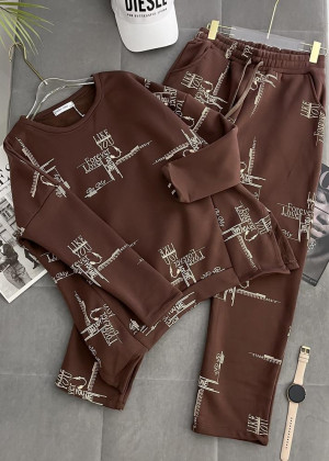 Спортивный костюм 2340447