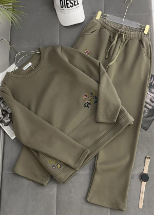 Спортивный костюм 2340452