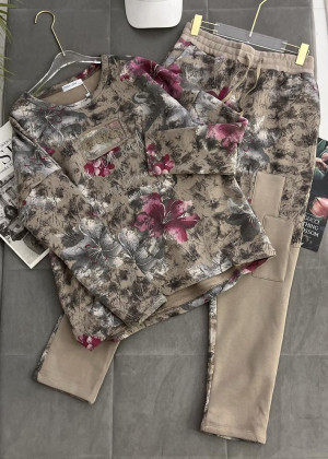 Спортивный костюм 2340457