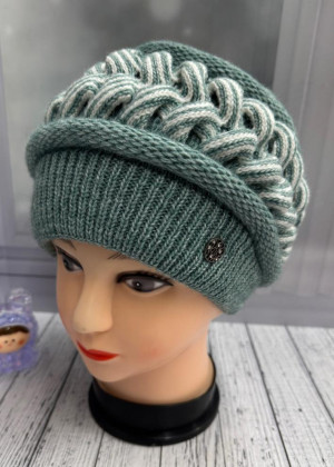Шапка 2341518
