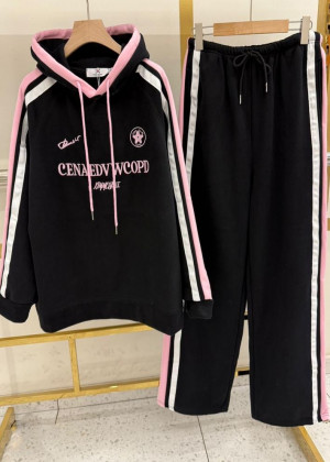 Спортивный костюм 2343835