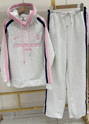 Спортивный костюм 2343837