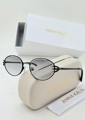 Набор женские солнцезащитные очки, коробка, чехол + салфетки 2350084