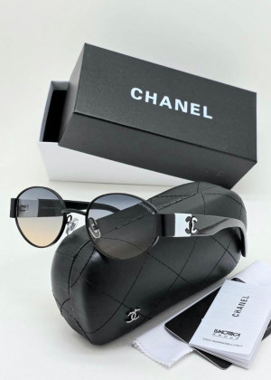 Набор женские солнцезащитные очки, коробка, чехол + салфетки 2350171