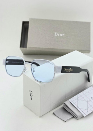 Набор женские солнцезащитные очки, коробка, чехол + салфетки 2350198