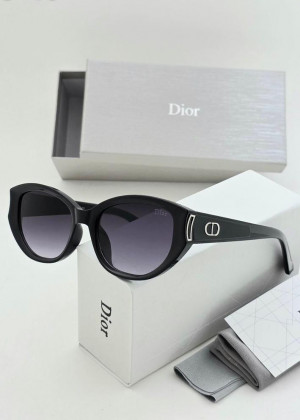 Набор женские солнцезащитные очки, коробка, чехол + салфетки 2350202