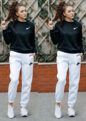 Спортивный костюм 2350384