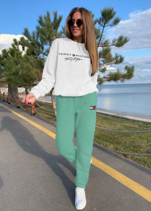 Спортивный костюм 2350439