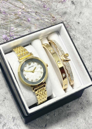 Подарочный набор для женщин часы, 2 браслета + коробка 2351835