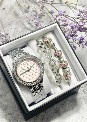 Подарочный набор для женщин часы, 2 браслета + коробка 2351994