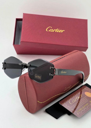 Набор женские солнцезащитные очки, коробка, чехол + салфетки 2352324