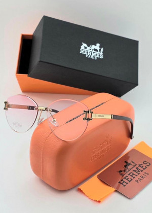 Набор женские солнцезащитные очки, коробка, чехол + салфетки 2352334