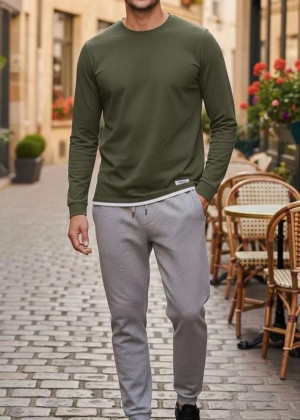 Спортивный костюм 2355423