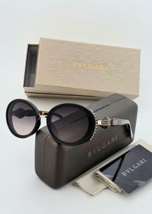 Набор женские солнцезащитные очки, коробка, чехол + салфетки 2356472