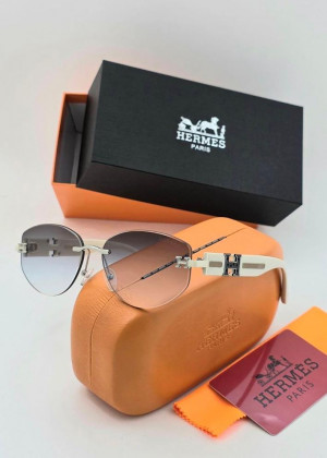 Набор женские солнцезащитные очки, коробка, чехол + салфетки 2356495