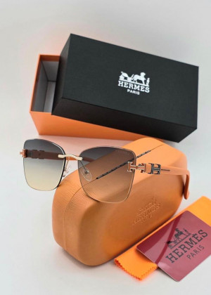 Набор женские солнцезащитные очки, коробка, чехол + салфетки 2356523