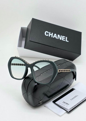 Набор женские солнцезащитные очки, коробка, чехол + салфетки 2356548