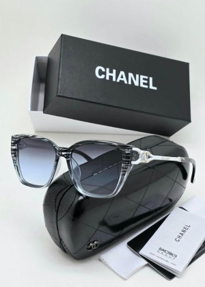 Набор женские солнцезащитные очки, коробка, чехол + салфетки 2356582