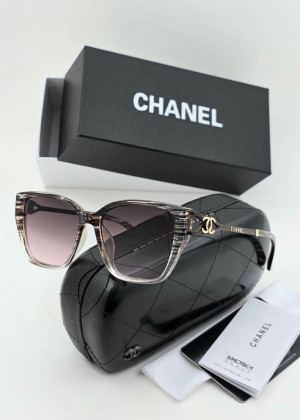 Набор женские солнцезащитные очки, коробка, чехол + салфетки 2356587