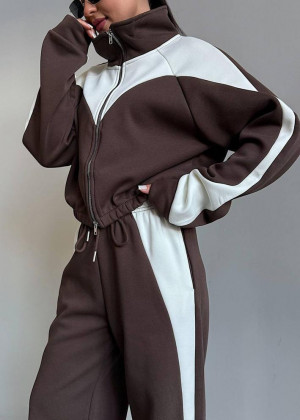 Спортивный костюм 2356798