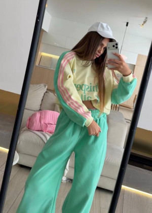 Спортивный костюм 2356845