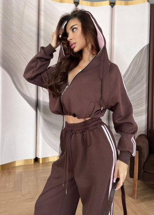 Спортивный костюм 2356882