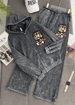 Спортивный костюм 2360536